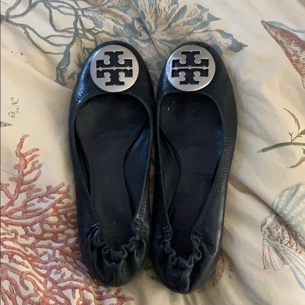 Black/silver reva Tory Burch flats